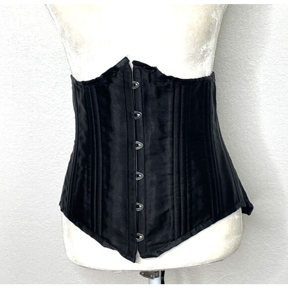 Camellias Corset Plus size 2XL Black Satin Hook Lace Up - Picture 1 of 5